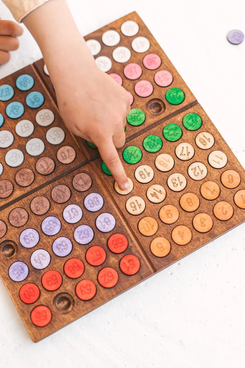 Montessori-100-frame-5 Montessori-100-frame Woodinout