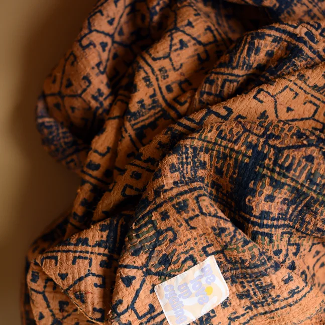 Kantha Decke von Lili Pepper Farbe Orange gemuster