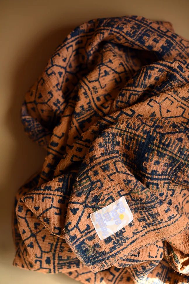 Kantha Decke von Lili Pepper Farbe Orange gemuster