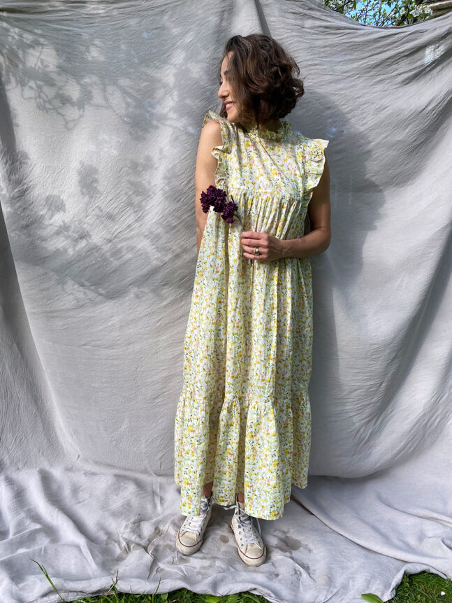 Robe longue à motif floral par Offon