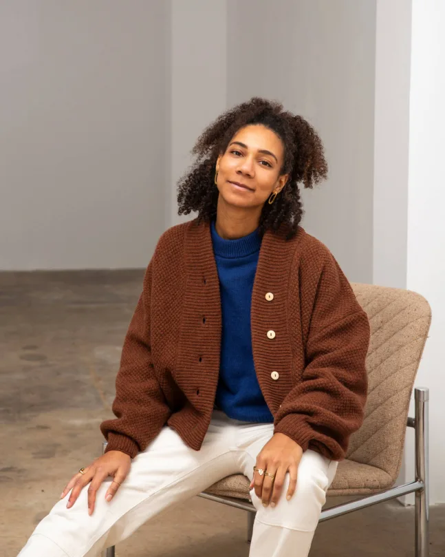 Wool Bomber Jacket en Alabaster et Chestnut par Matona