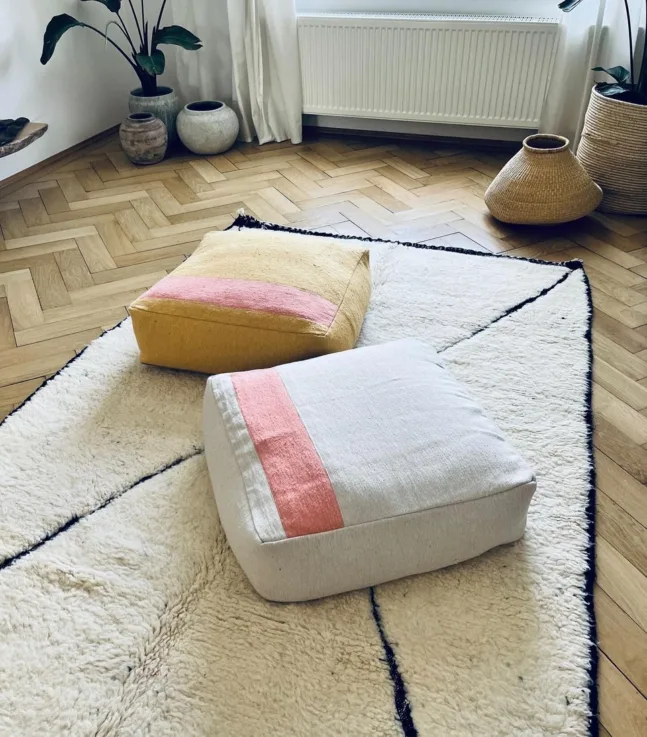 handgefertigtes Bodenkissen aus Baumwolle von LEY!