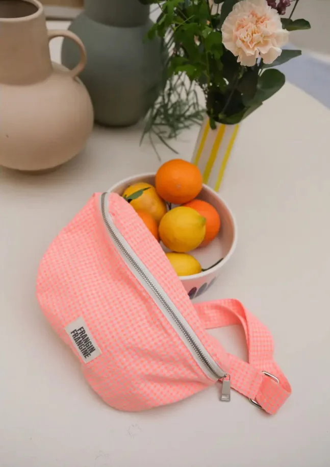 JEANNE le sac banane par  Frangin Frangine