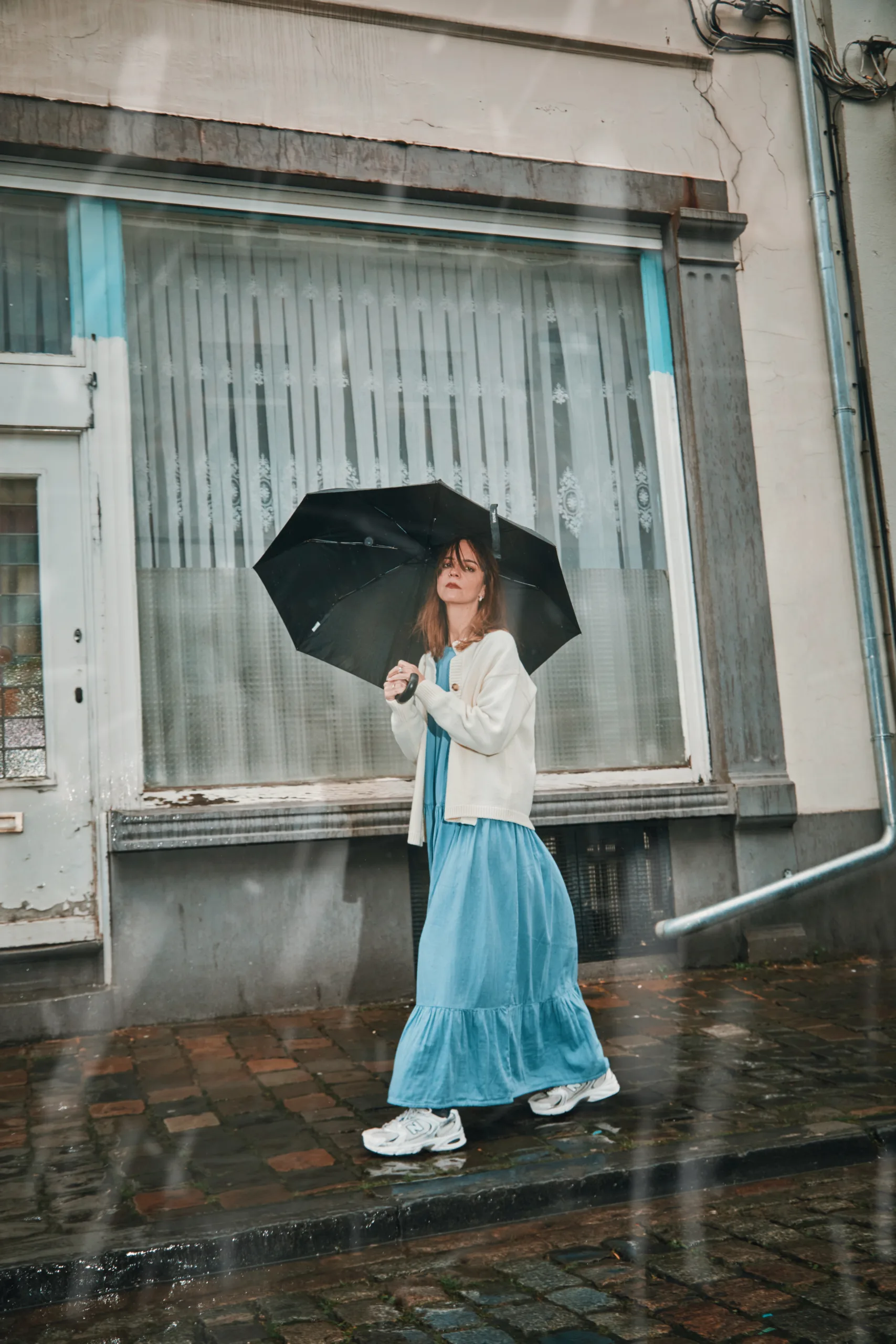 Edited with Lens Distortions v6.8.1 PETALE Cardigan in Ivory, Scarlett Red und Mist von poudreorganic