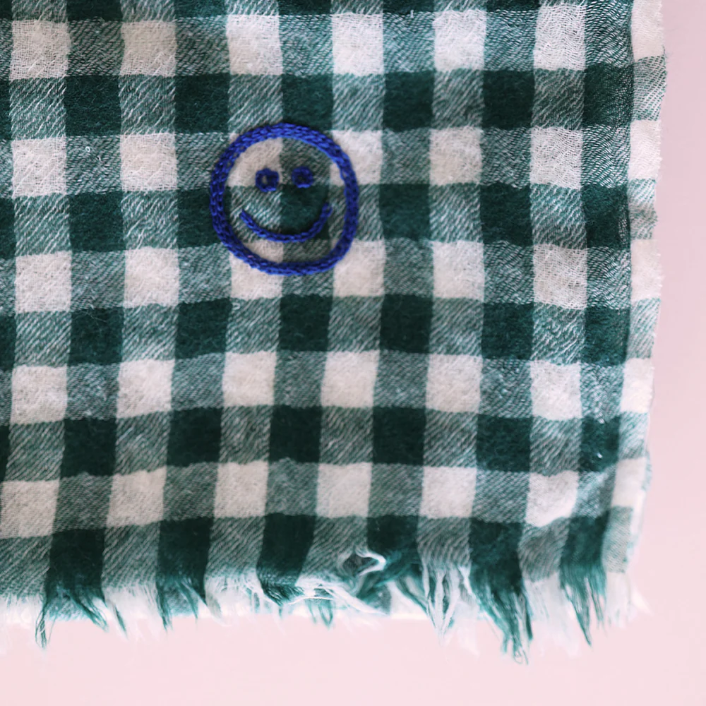 LP-2792-Check-Forest-Wolle-Schal-Woolen-scarf-Lili-pepper-5 Schal aus reiner Wolle im grünen Karo von Lili Pepper